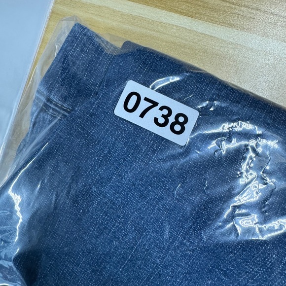 Signature by Levi Strauss Women's Totally Shaping Pull On Skinny Jeans Size 20M - Picture 12 of 12